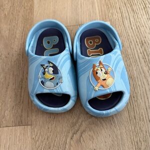Bluey Sandals size 8T